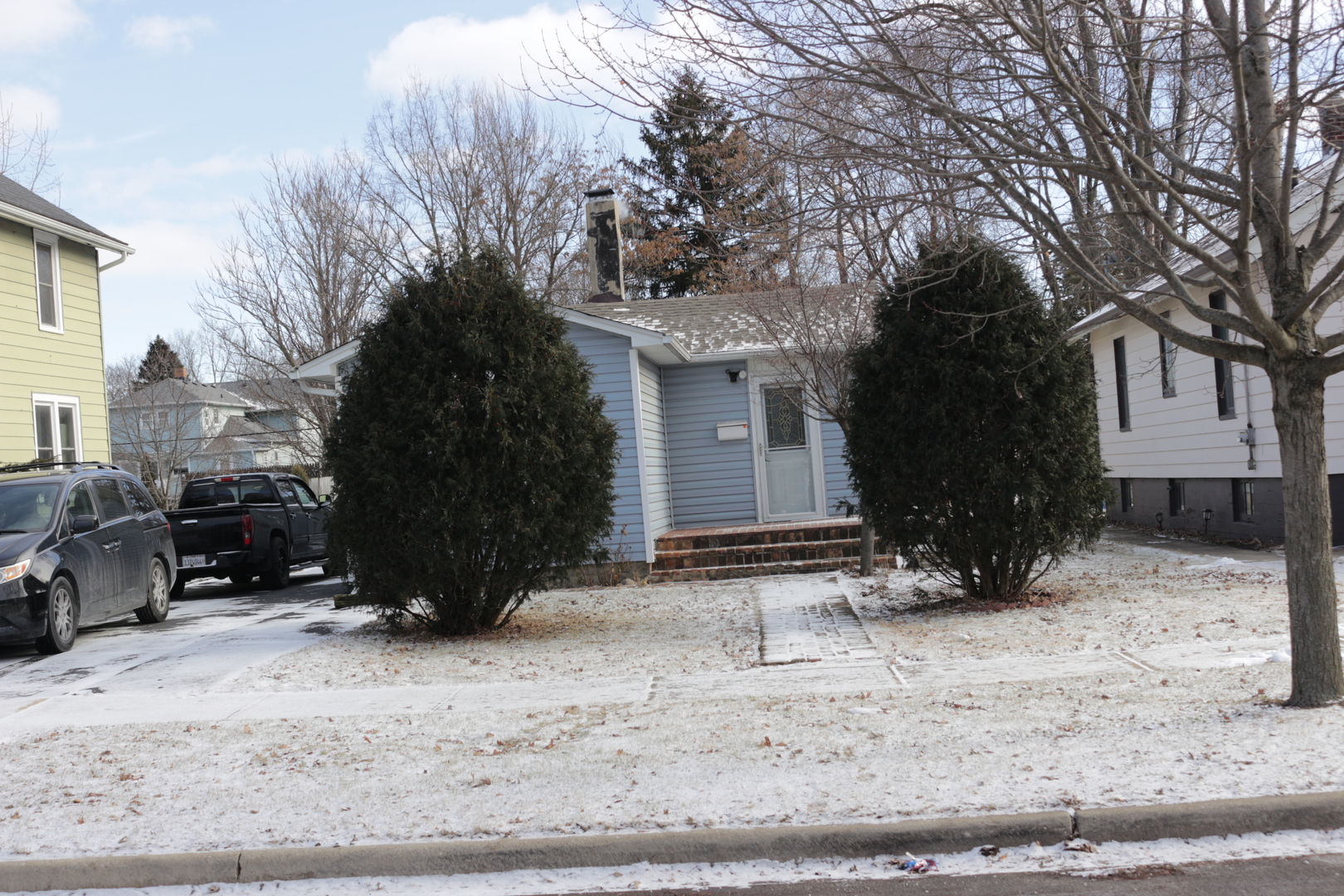 603 North May Street Aurora IL 60506