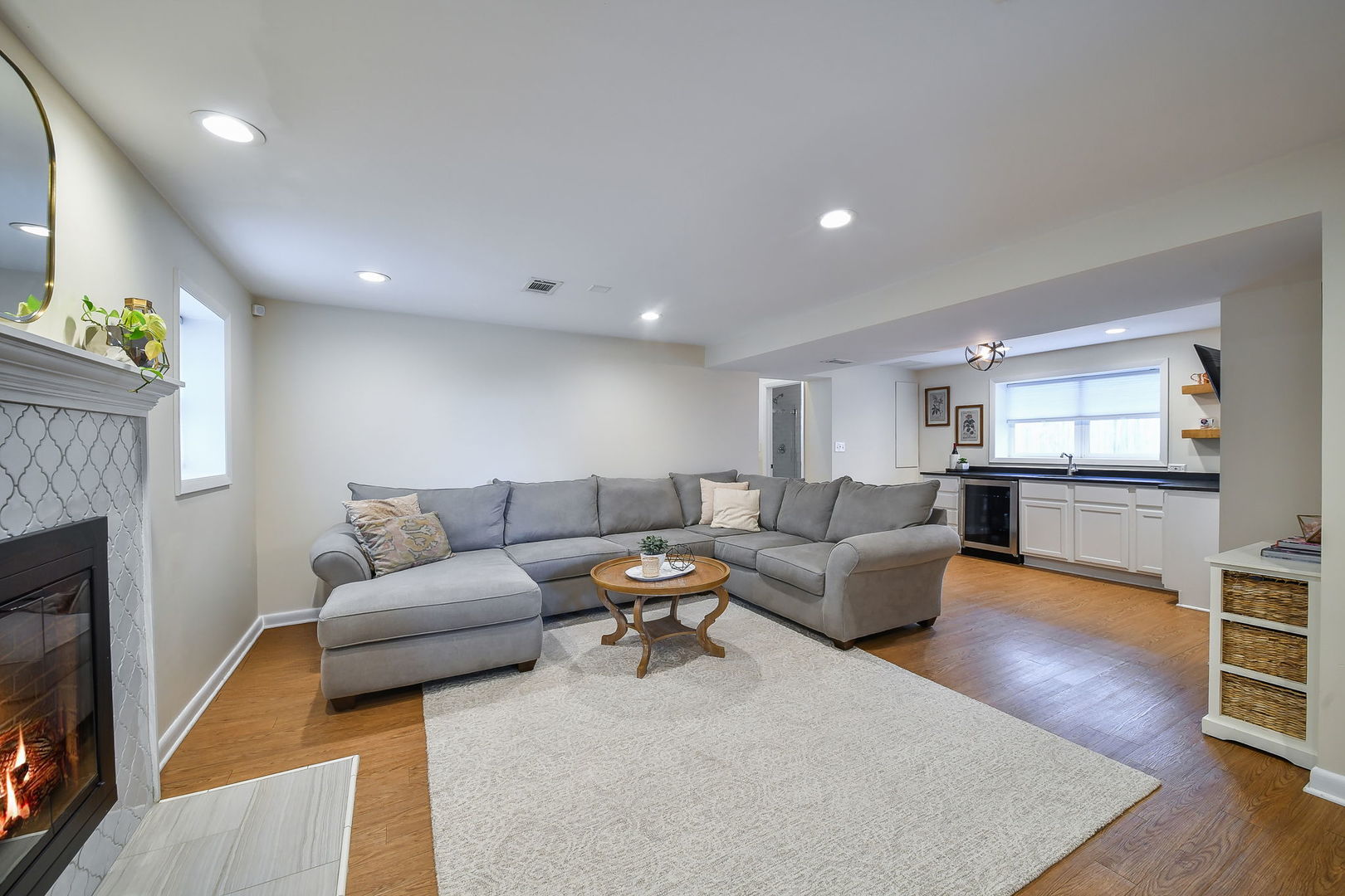 312 Spring Avenue Glen Ellyn IL 60137
