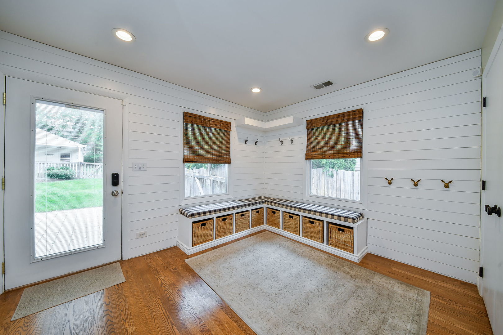 312 Spring Avenue Glen Ellyn IL 60137