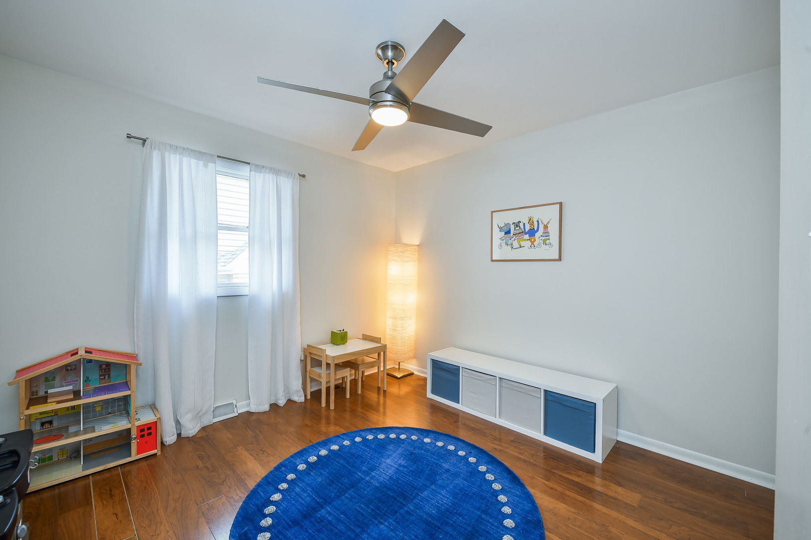312 Spring Avenue Glen Ellyn IL 60137