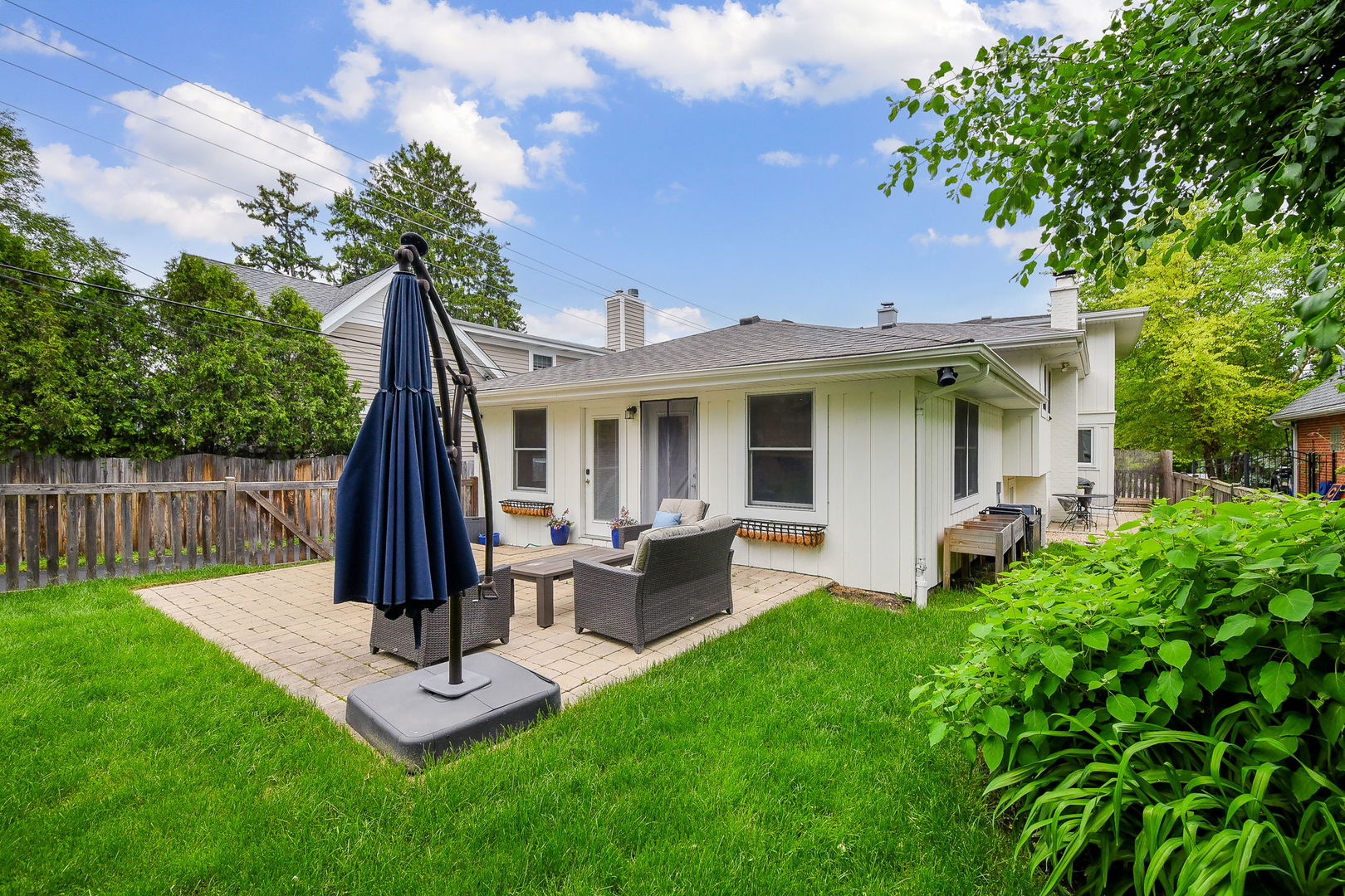 312 Spring Avenue Glen Ellyn IL 60137