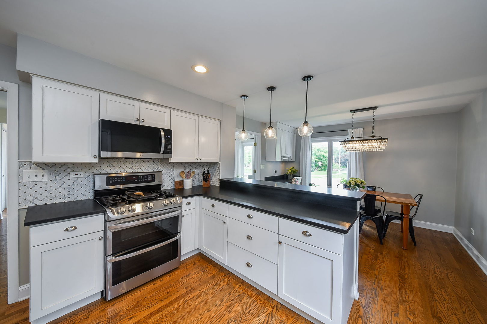 312 Spring Avenue Glen Ellyn IL 60137