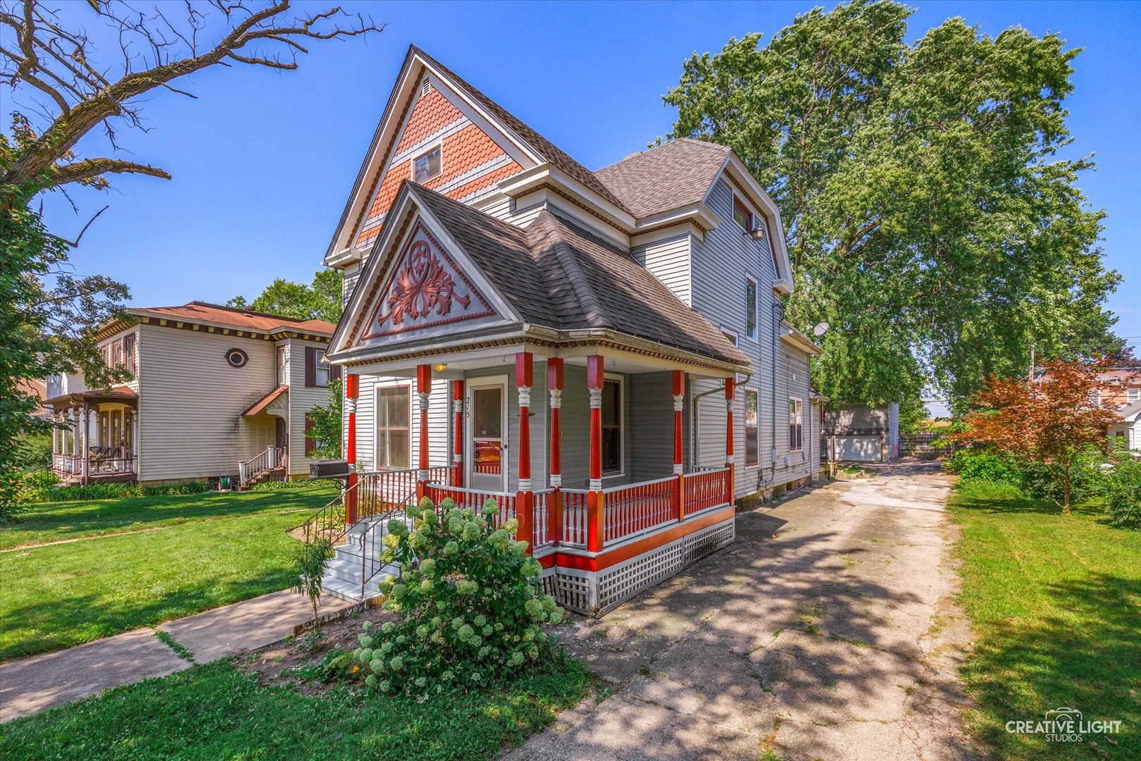 215 South Lincoln Avenue Aurora IL 60505