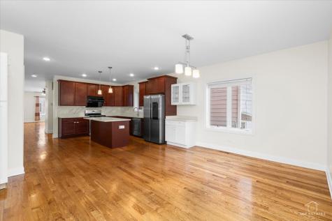 3326 South Lituanica Avenue Chicago IL 60608