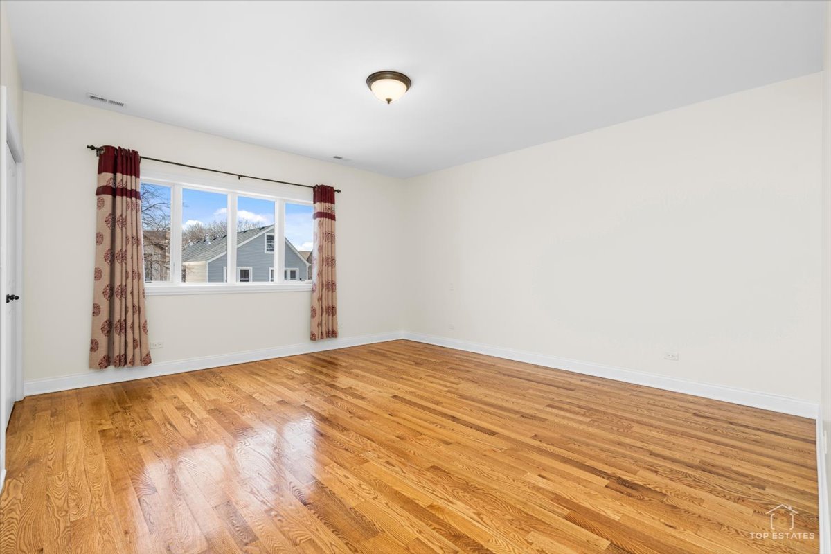 3326 South Lituanica Avenue Chicago IL 60608