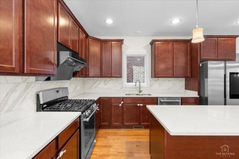 3326 South Lituanica Avenue Chicago IL 60608