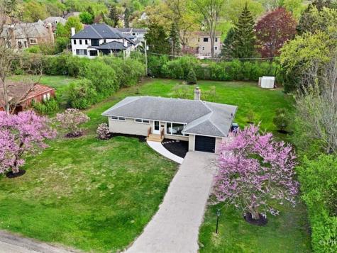 2015 Maplewood Road Northbrook IL 60062