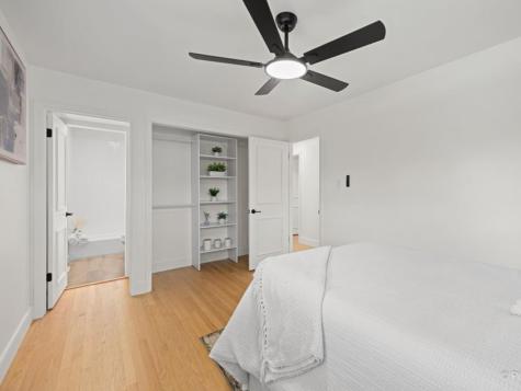 2015 Maplewood Road Northbrook IL 60062