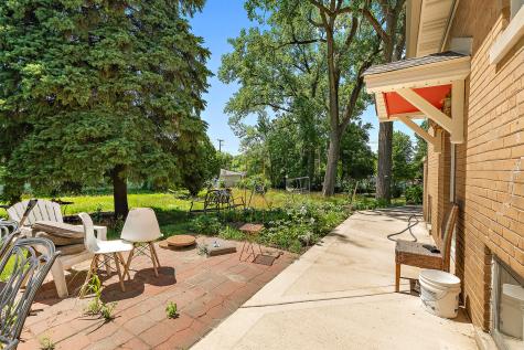 8420 Archer Avenue Willow Springs IL 60480