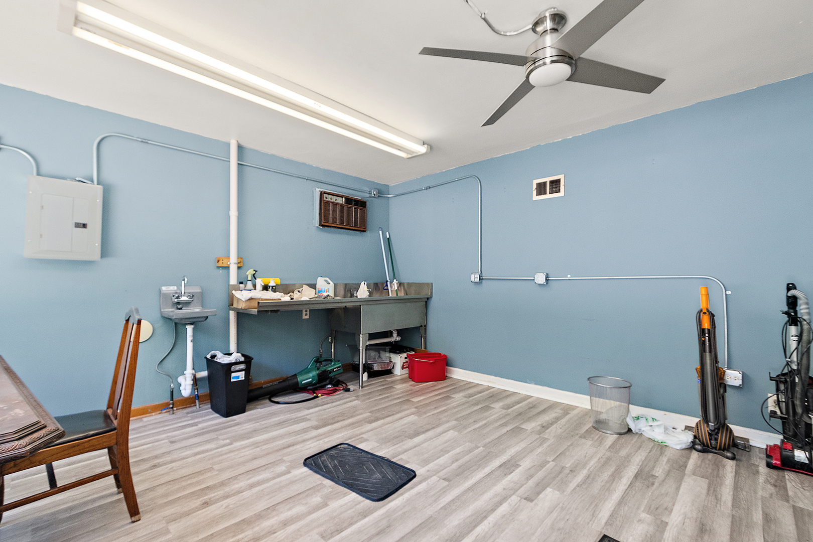 8420 Archer Avenue Willow Springs IL 60480