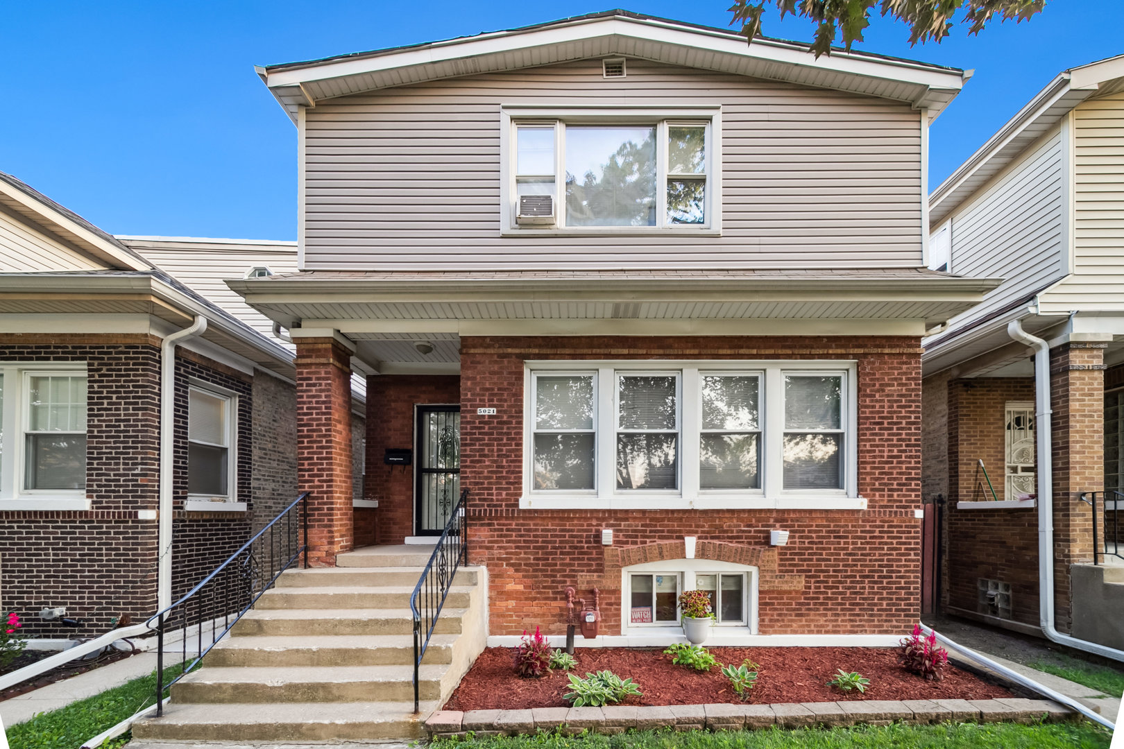 5021 West Nelson Street Chicago IL 60641