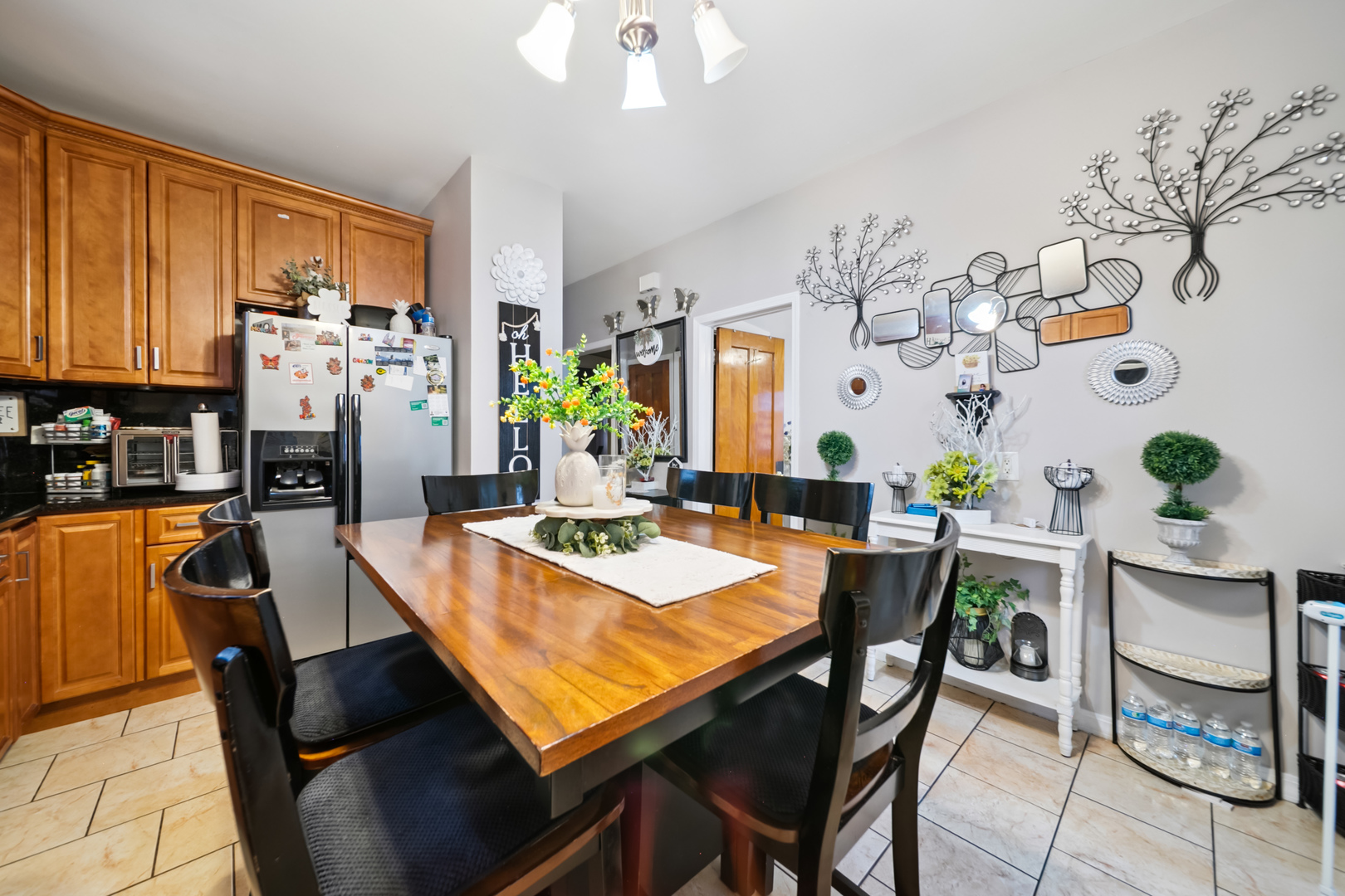 5021 West Nelson Street Chicago IL 60641