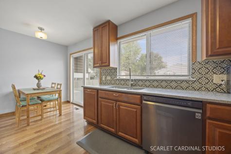 30W061 Arbury Court Warrenville IL 60555