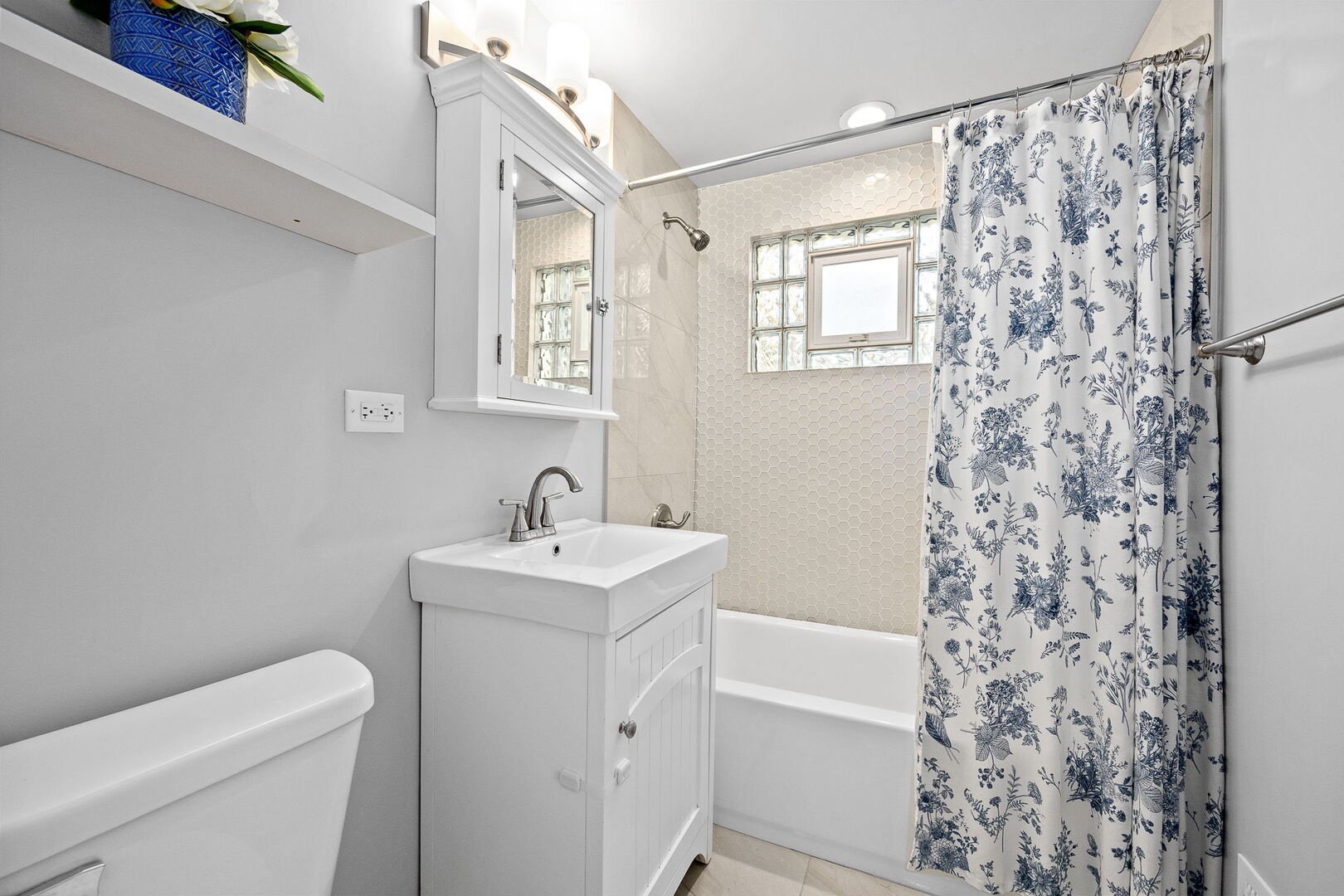 623 South Green Valley Drive Lombard IL 60148