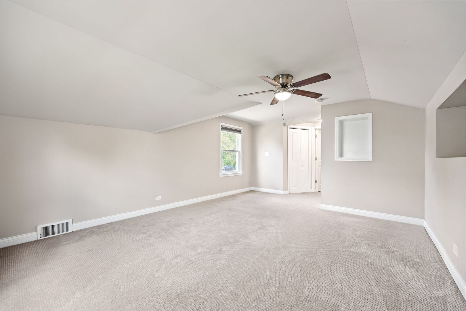 623 South Green Valley Drive Lombard IL 60148