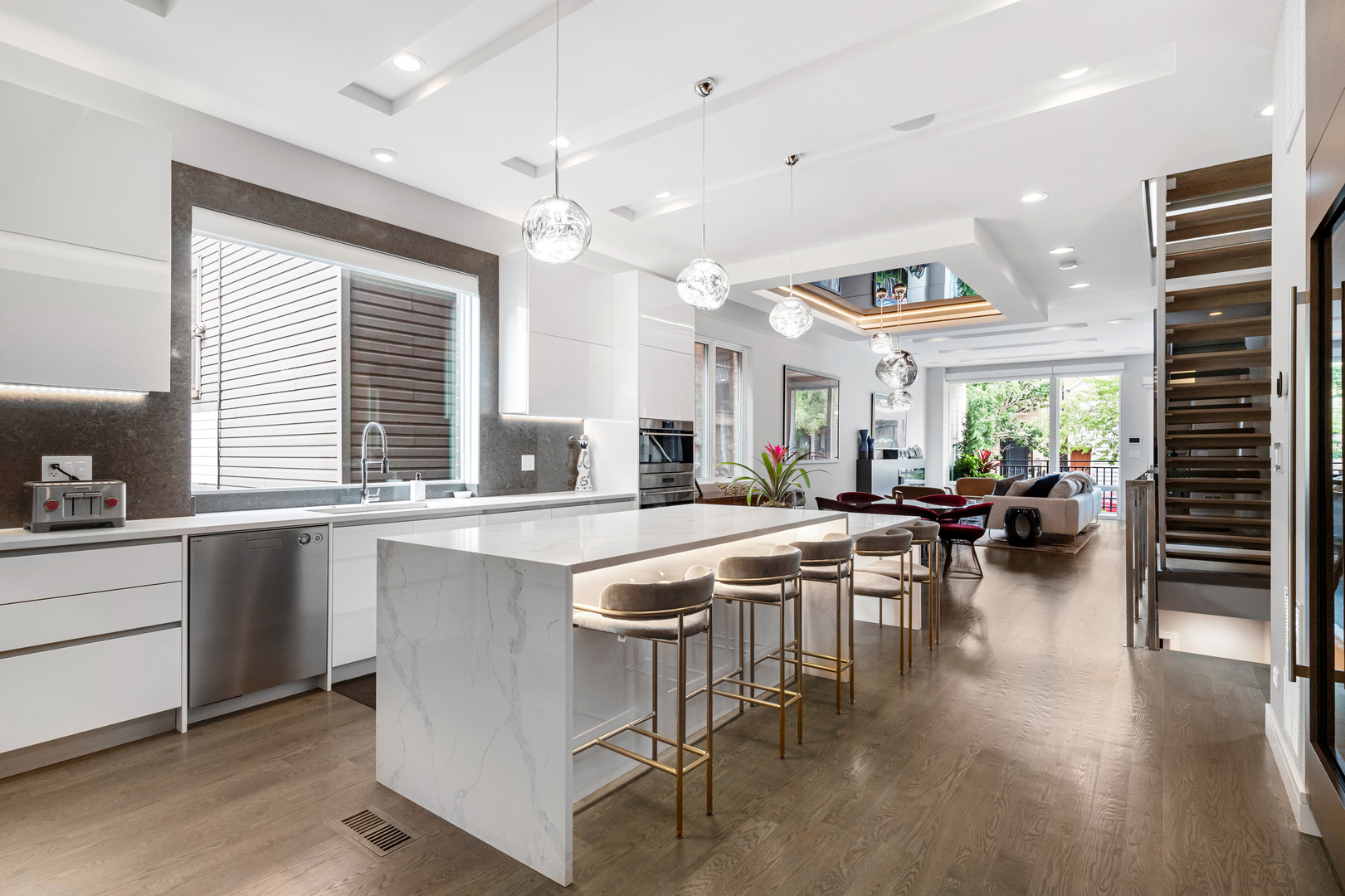 1624 West Pierce Avenue Chicago IL 60622
