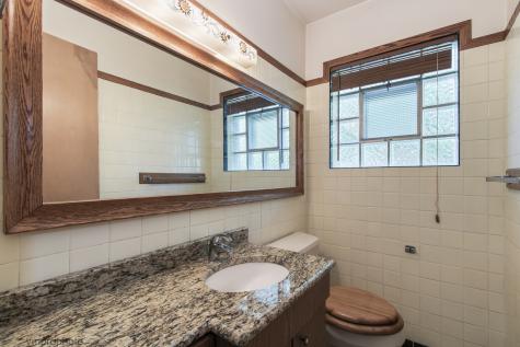 109 West Berkshire Lane Mount Prospect IL 60056