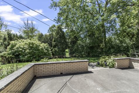 109 West Berkshire Lane Mount Prospect IL 60056