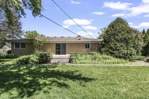 109 West Berkshire Lane Mount Prospect IL 60056