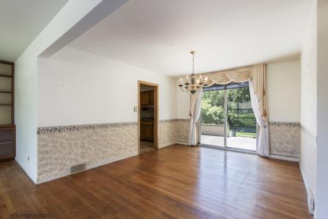 109 West Berkshire Lane Mount Prospect IL 60056