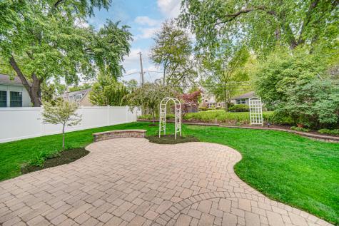 706 Wehrli Drive Naperville IL 60540