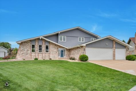 11732 Hidden Brook Court Orland Park IL 60467