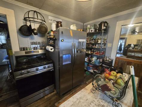 208 West Bryan Street Herrin IL 62948