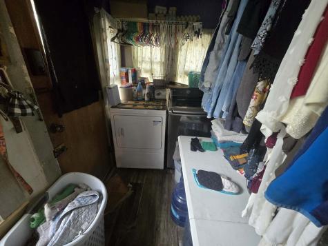 208 West Bryan Street Herrin IL 62948