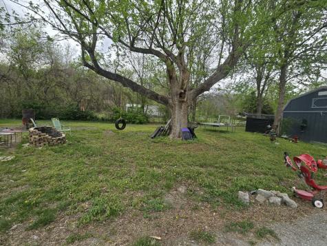 208 West Bryan Street Herrin IL 62948