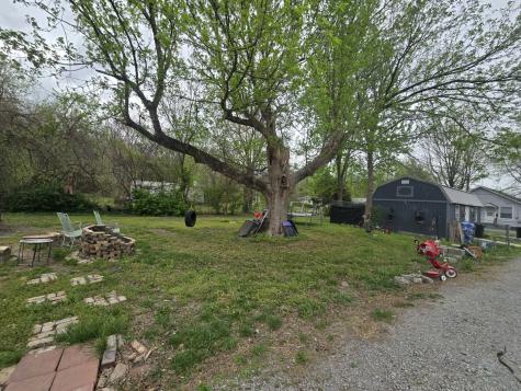 208 West Bryan Street Herrin IL 62948