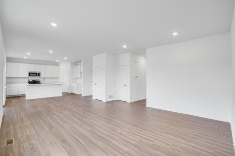 375 Danforth Drive Oswego IL 60543