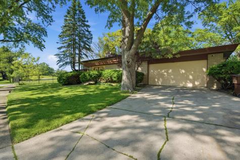 3527 Oak Street Flossmoor IL 60422