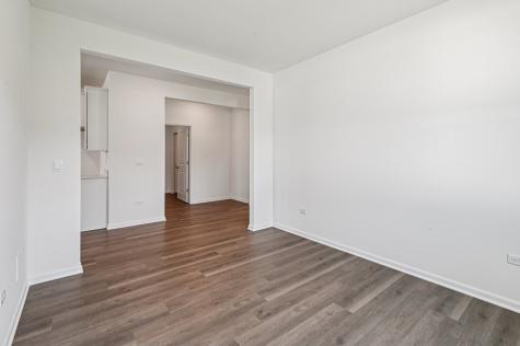 1244 Wild Tulip Court Bartlett IL 60103