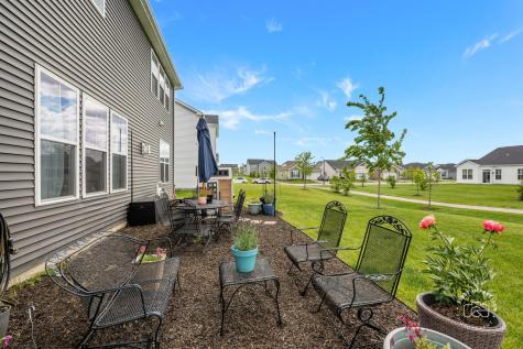 115 Piper Glen Avenue Oswego IL 60543