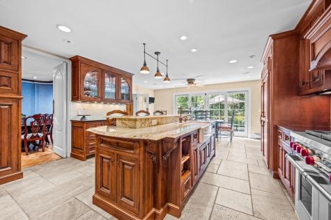 908 Elm Place Glencoe IL 60022