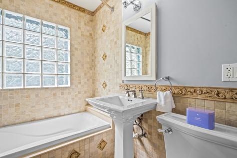 908 Elm Place Glencoe IL 60022