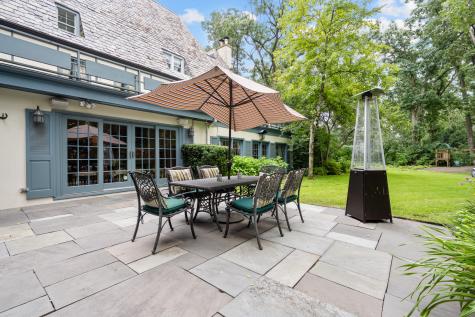 908 Elm Place Glencoe IL 60022