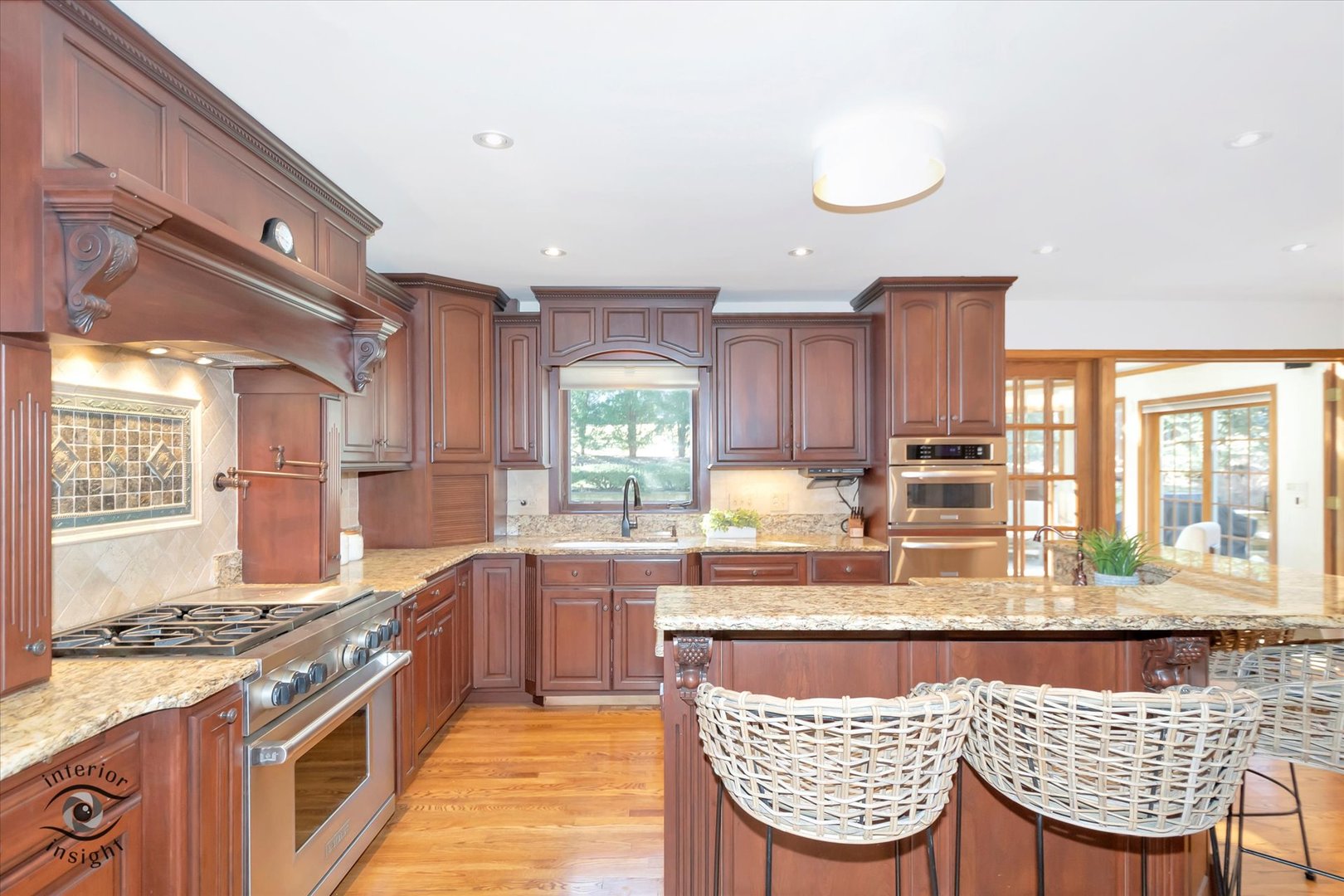 1925 Bending Oaks Court Downers Grove IL 60515