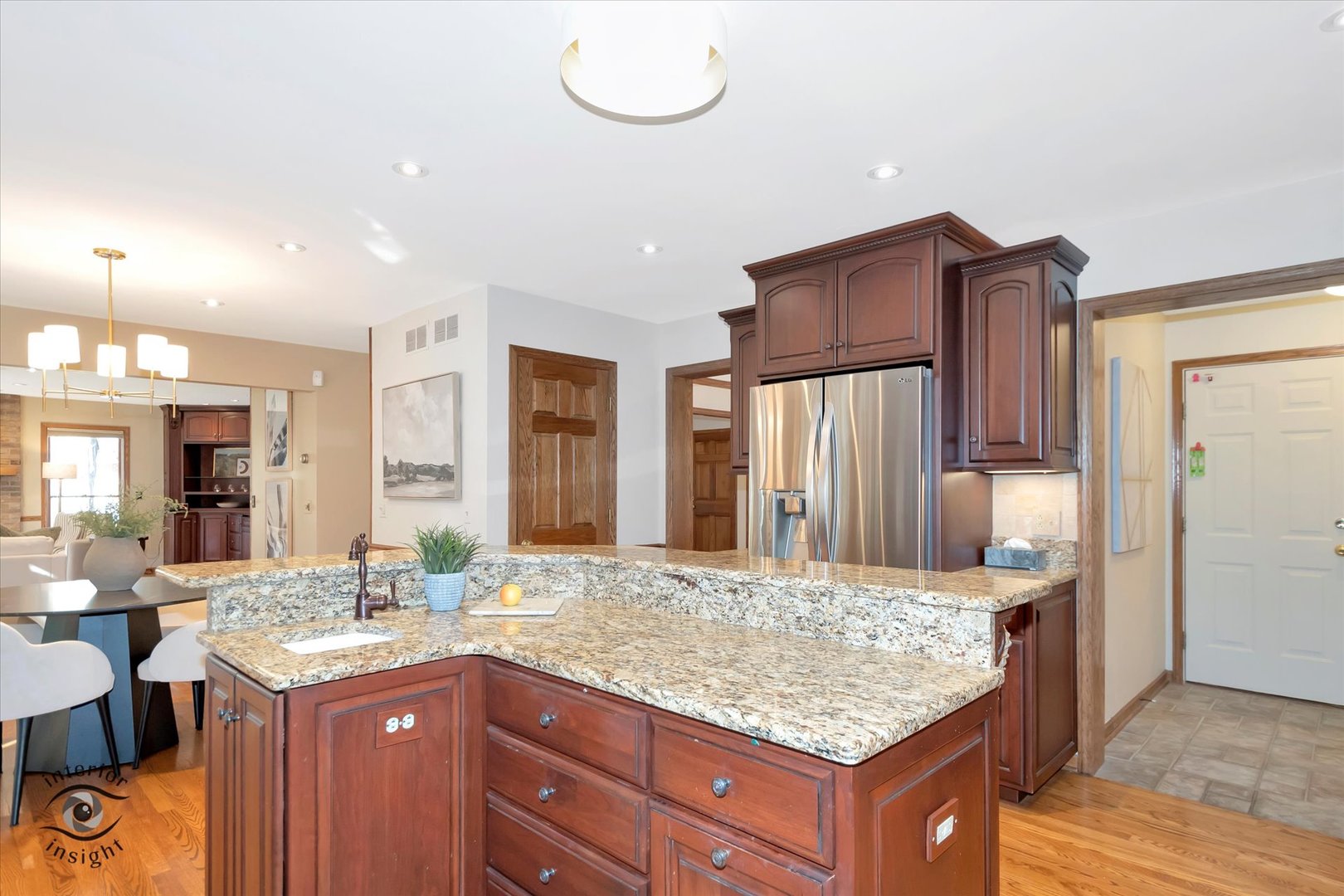 1925 Bending Oaks Court Downers Grove IL 60515