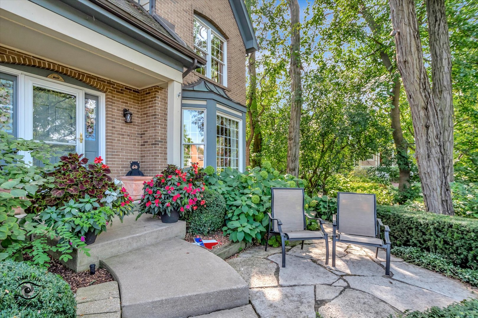 1925 Bending Oaks Court Downers Grove IL 60515