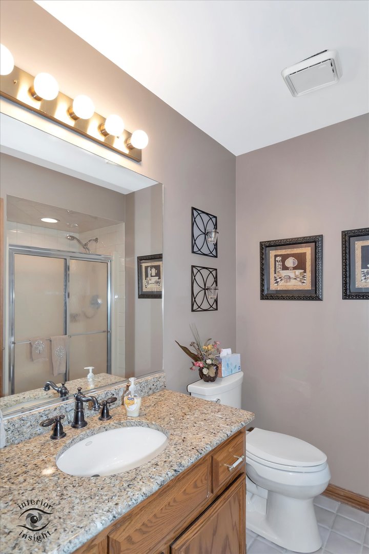 1925 Bending Oaks Court Downers Grove IL 60515