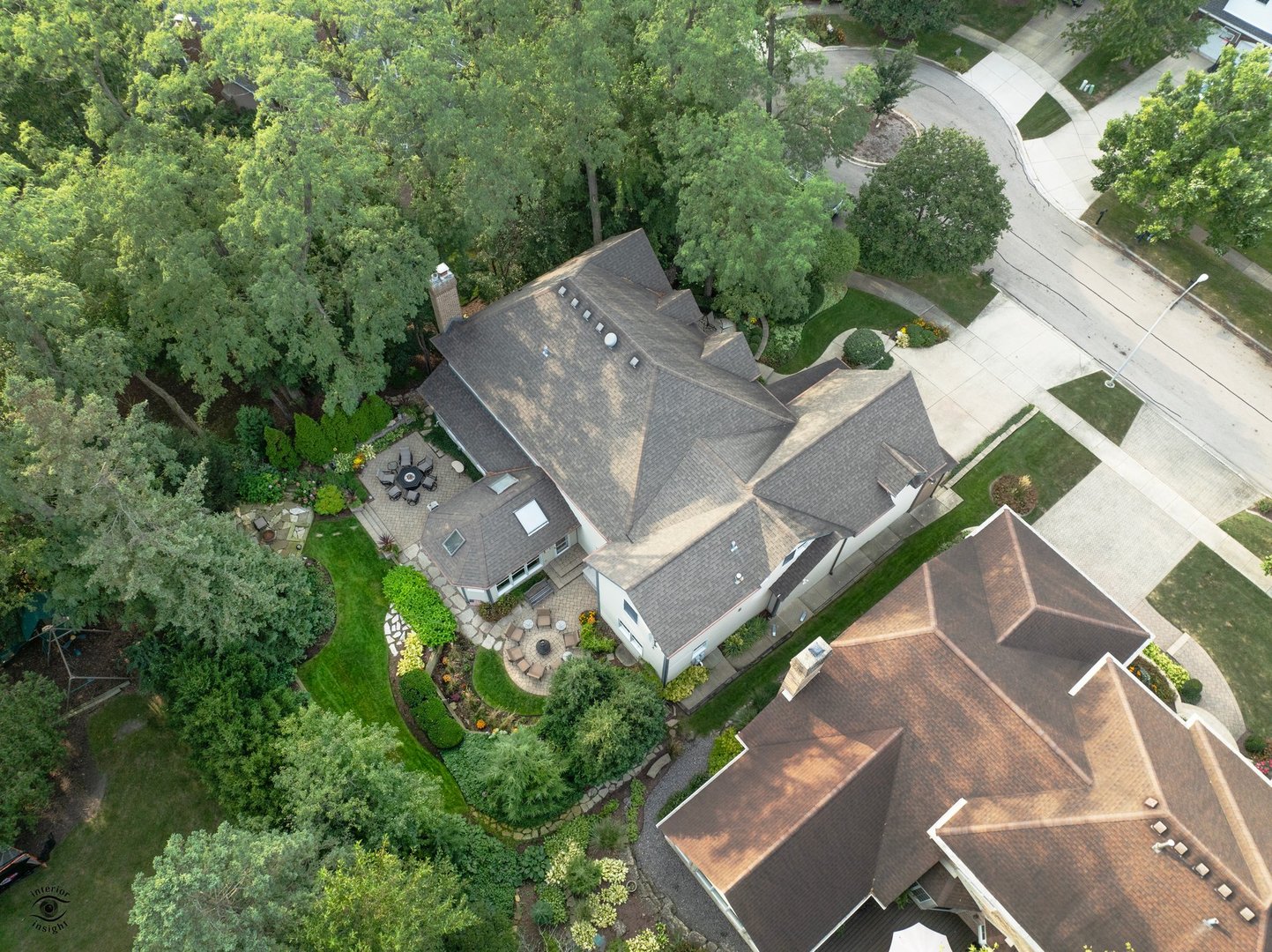 1925 Bending Oaks Court Downers Grove IL 60515