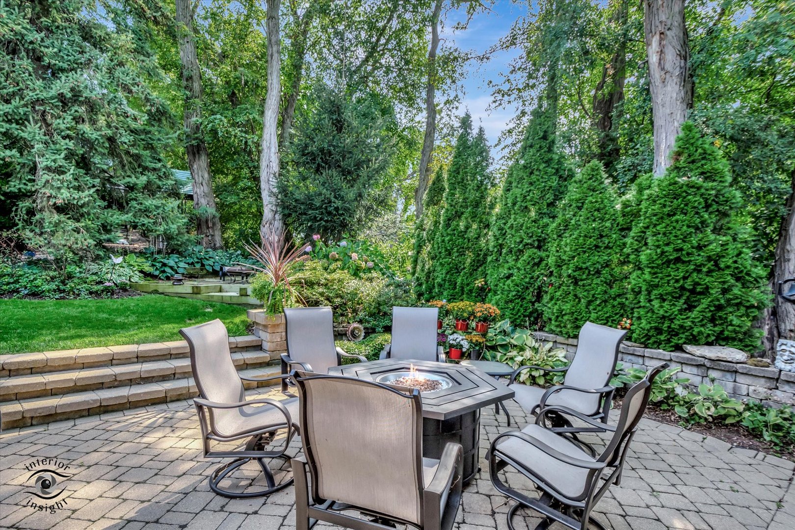 1925 Bending Oaks Court Downers Grove IL 60515