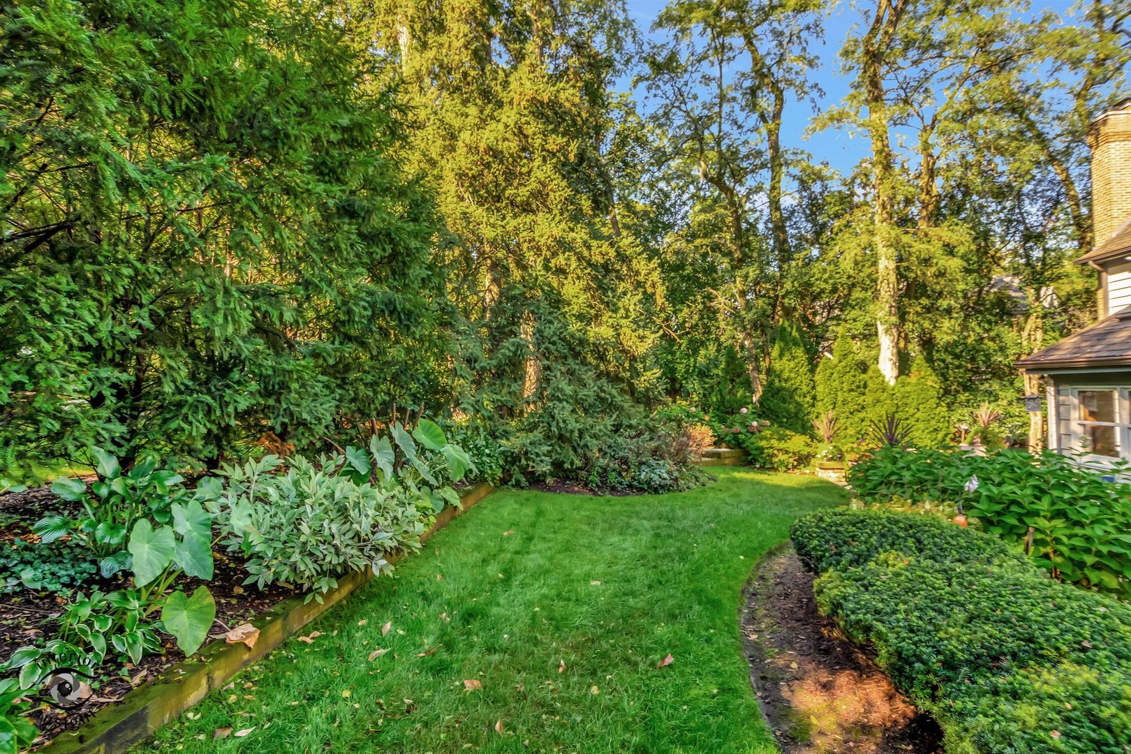 1925 Bending Oaks Court Downers Grove IL 60515