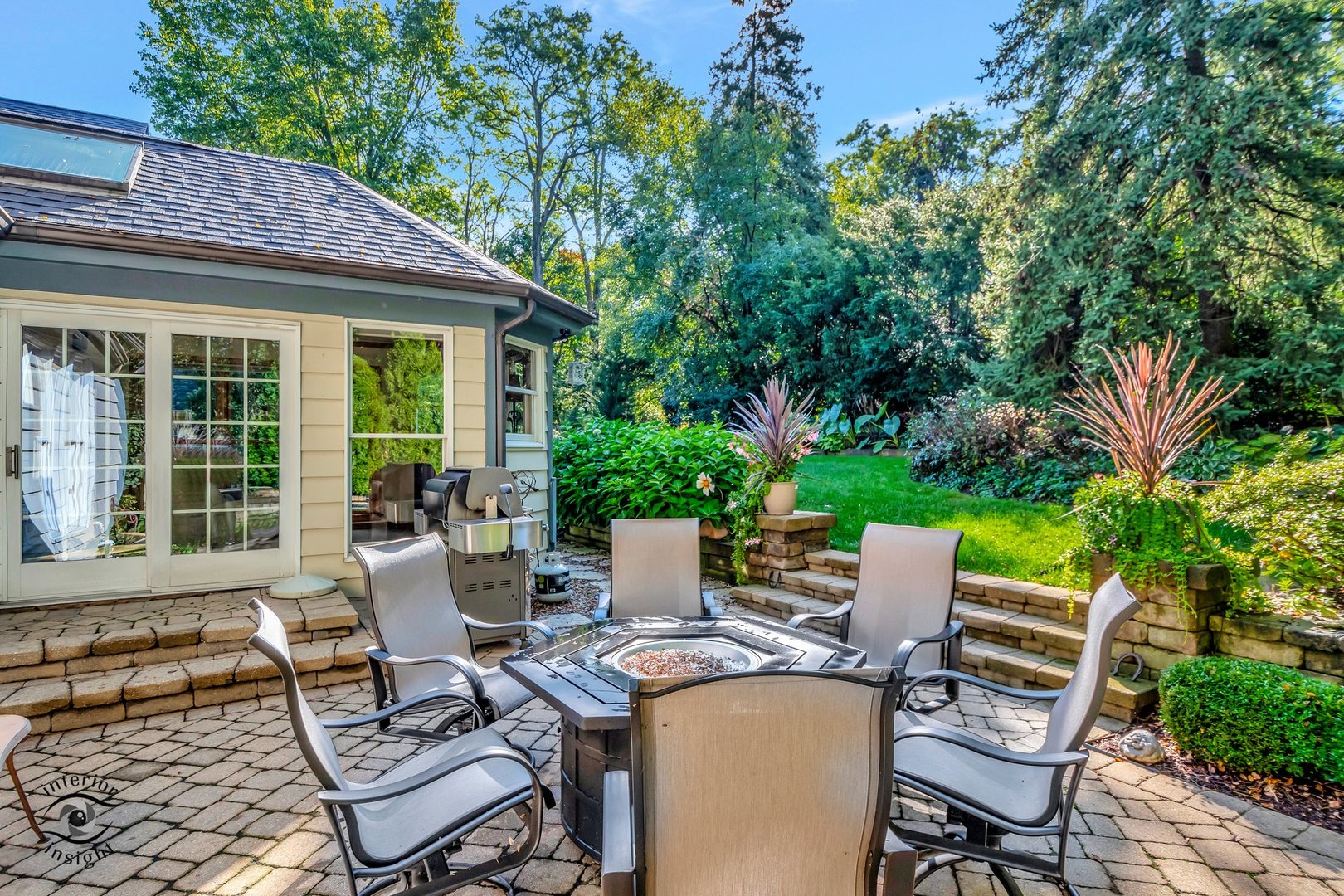 1925 Bending Oaks Court Downers Grove IL 60515