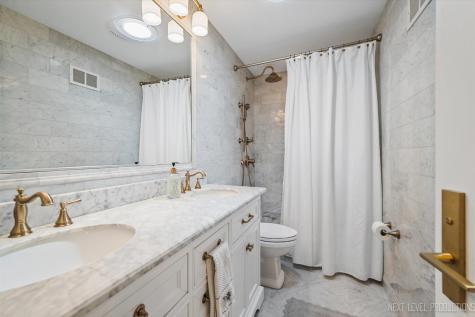 1017 Willow Lane Batavia IL 60510