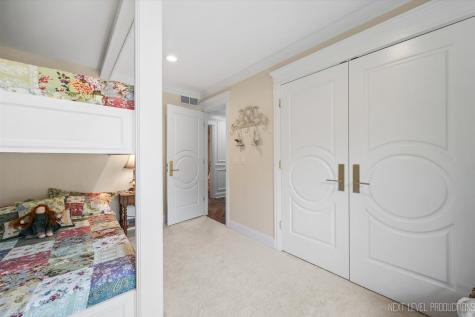 1017 Willow Lane Batavia IL 60510