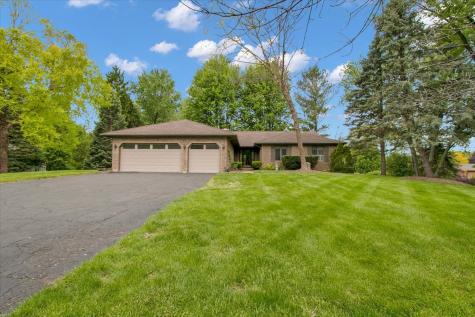 90 Briargate Road Cary IL 60013
