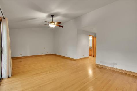 90 Briargate Road Cary IL 60013