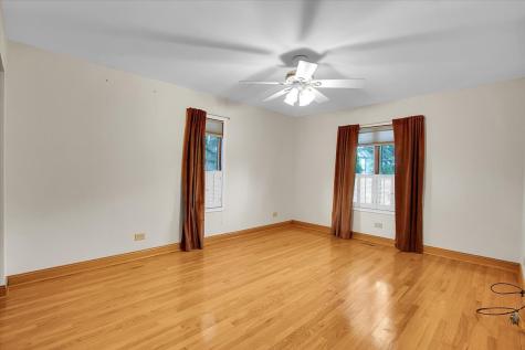 90 Briargate Road Cary IL 60013